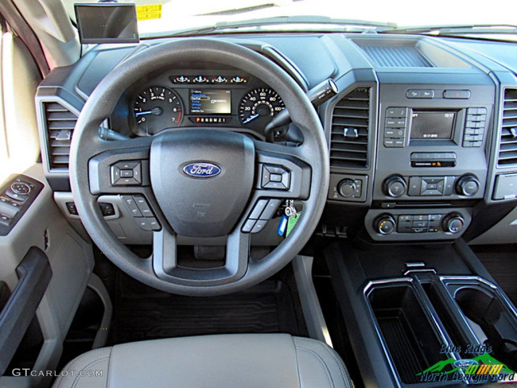 2016 F150 XL SuperCrew 4x4 - Oxford White / Medium Earth Gray photo #15