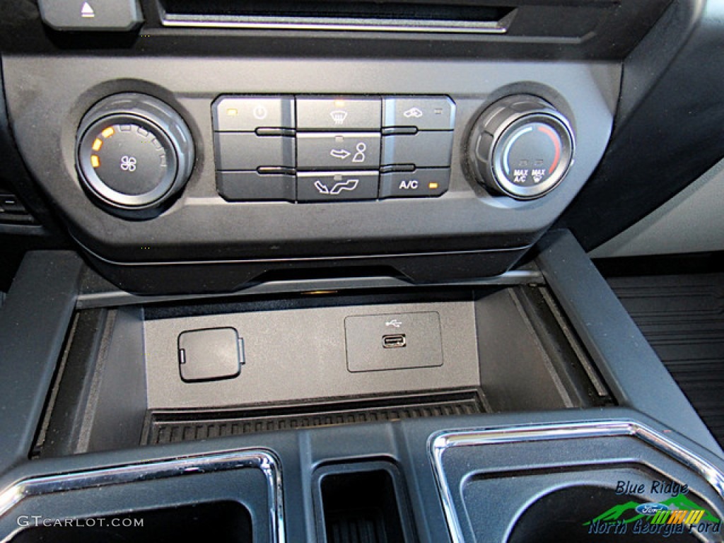 2016 F150 XL SuperCrew 4x4 - Oxford White / Medium Earth Gray photo #24