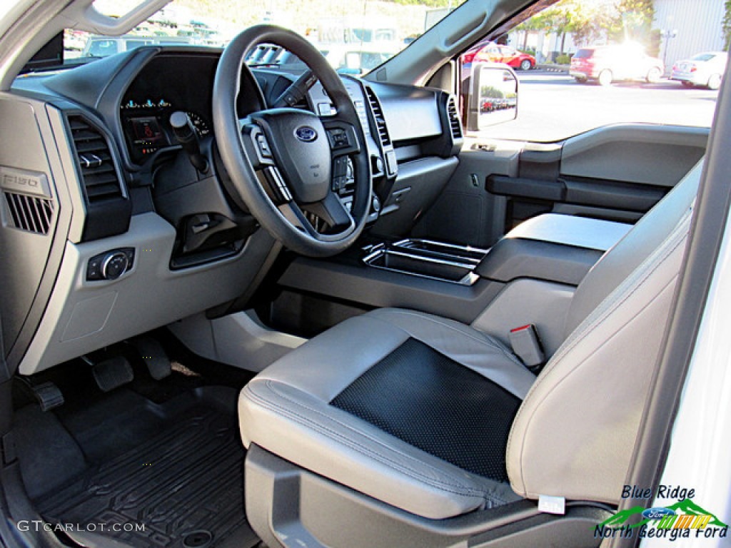 2016 F150 XL SuperCrew 4x4 - Oxford White / Medium Earth Gray photo #30