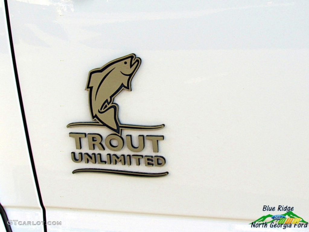 2016 F150 XL SuperCrew 4x4 - Oxford White / Medium Earth Gray photo #38