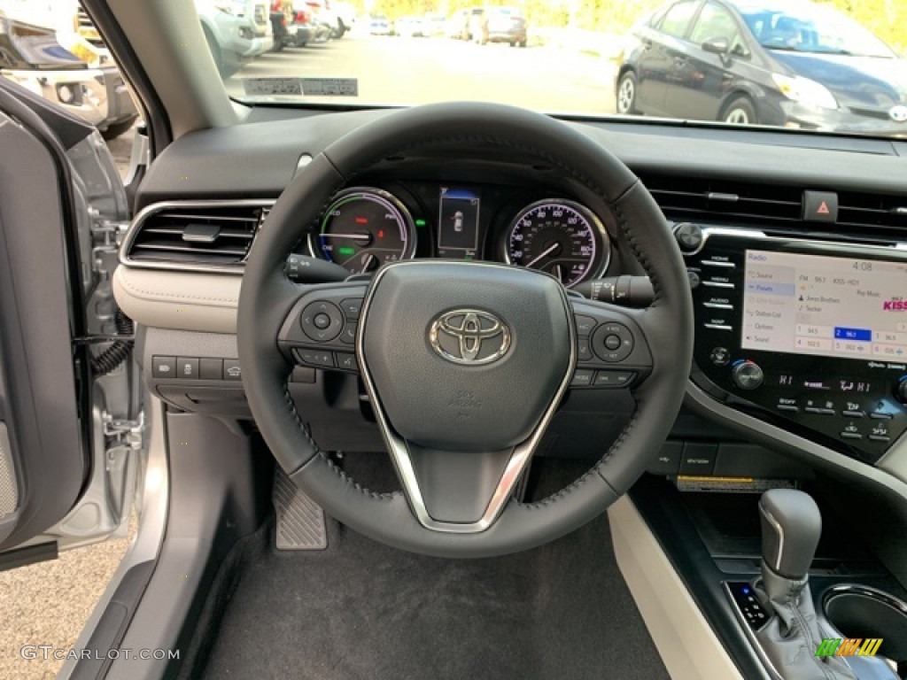 2020 Toyota Camry Hybrid SE Ash Steering Wheel Photo #135686760