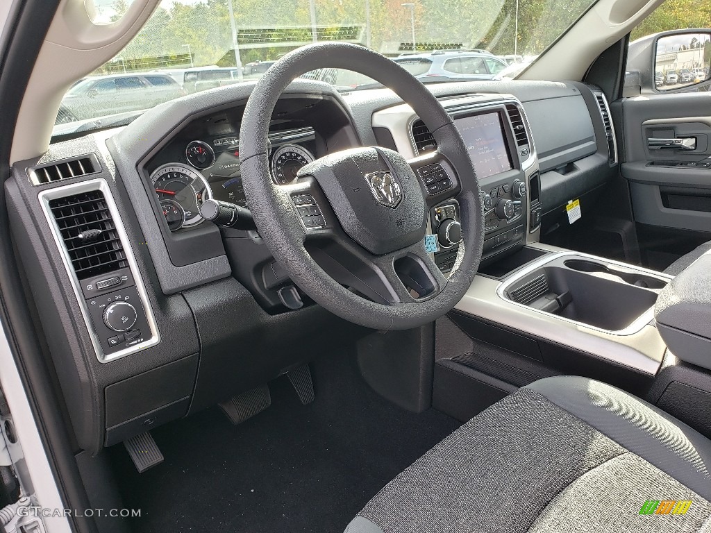 2019 1500 Classic Warlock Crew Cab 4x4 - Bright White / Black/Diesel Gray photo #7