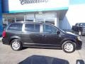 Black Onyx Crystal Pearl - Grand Caravan SXT Photo No. 3