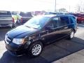 Black Onyx Crystal Pearl - Grand Caravan SXT Photo No. 7