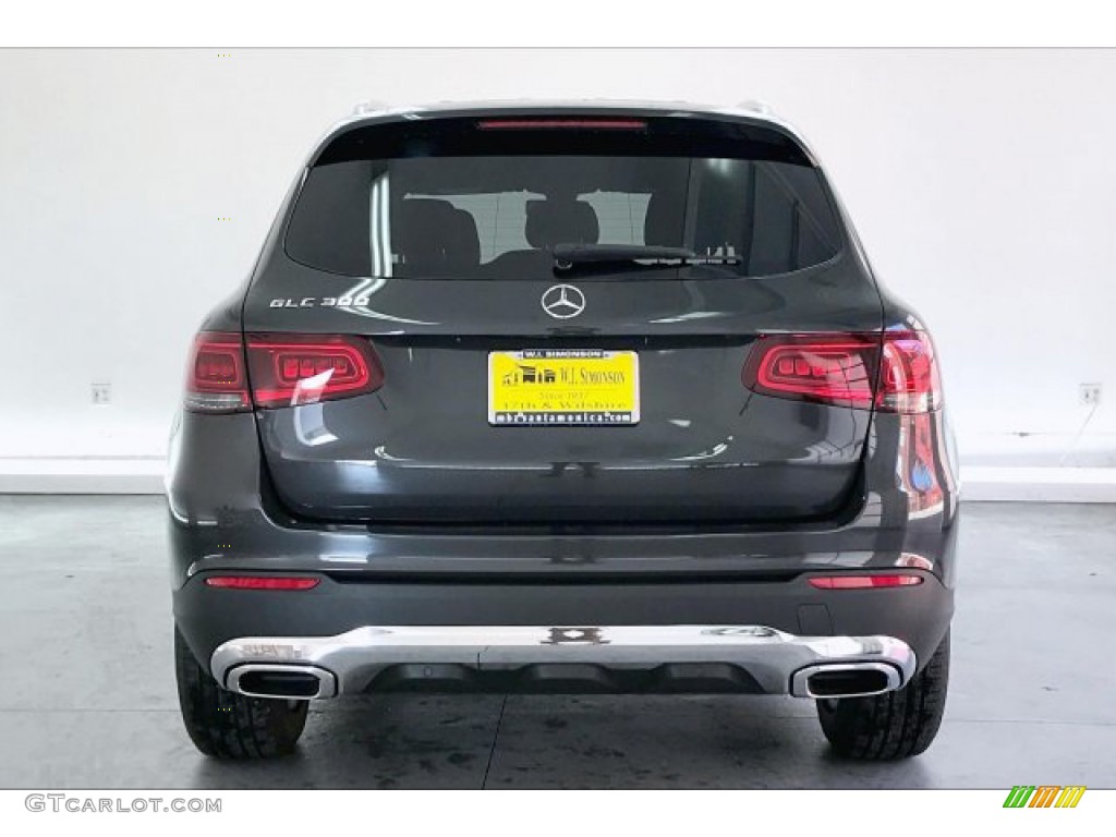2020 GLC 300 - Graphite Grey Metallic / Black photo #3