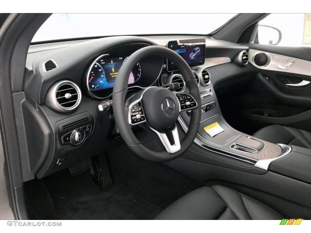 2020 GLC 300 - Graphite Grey Metallic / Black photo #4