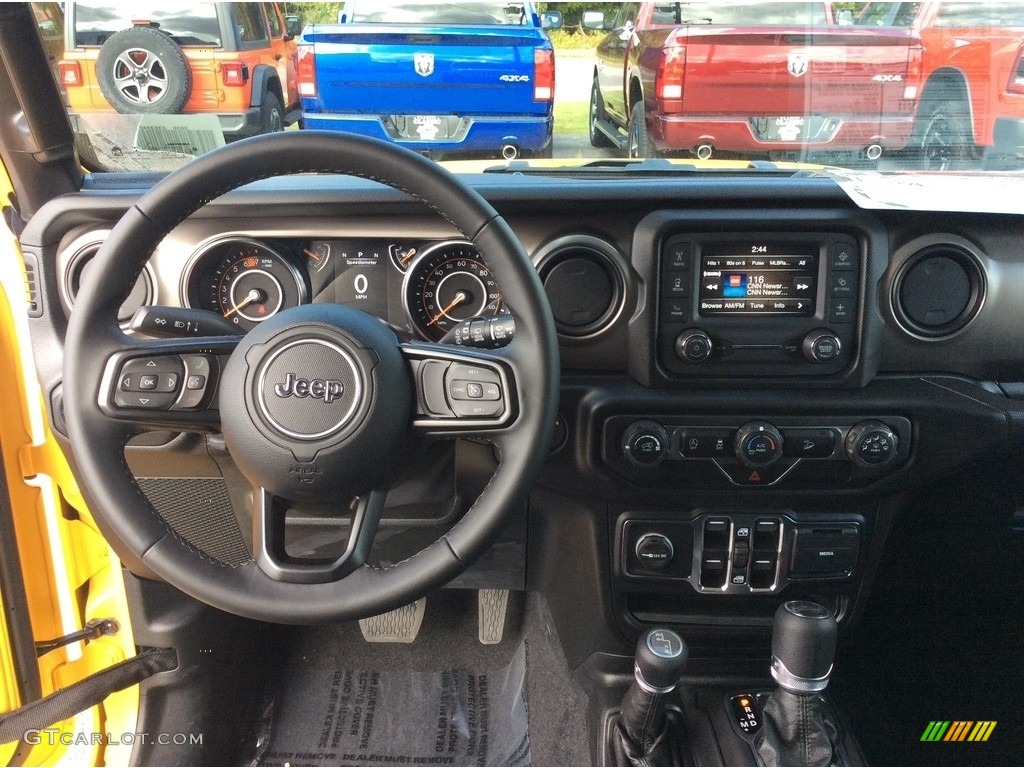 2020 Jeep Wrangler Unlimited Sport 4x4 Black Dashboard Photo #135696573