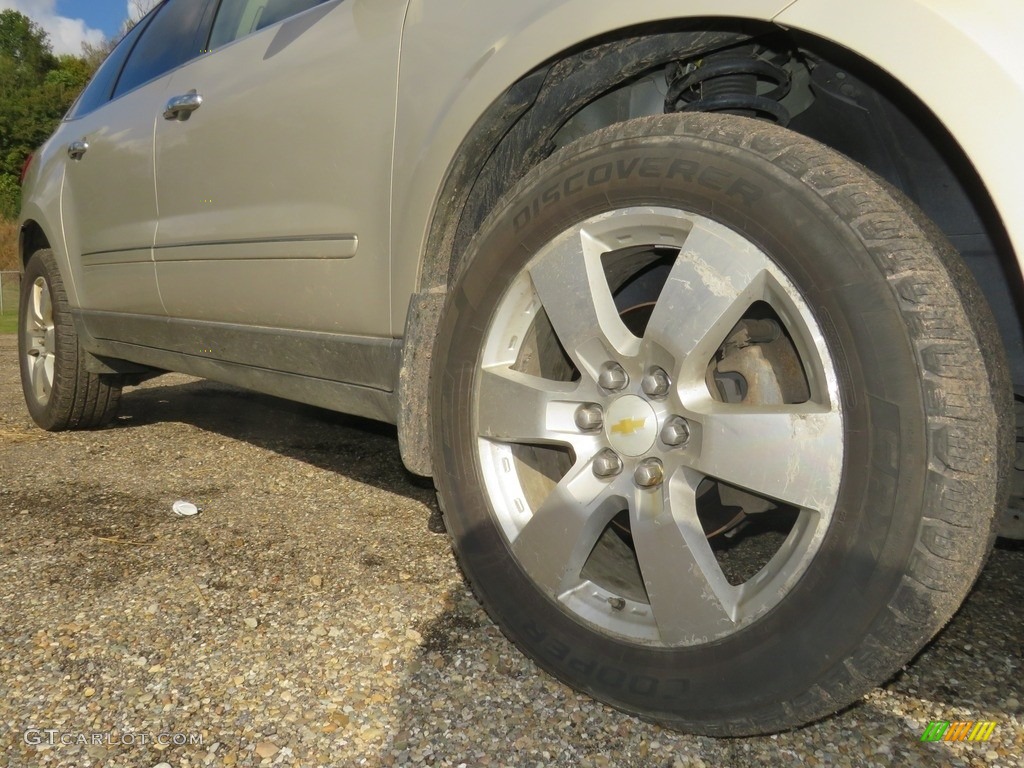 2011 Traverse LTZ AWD - Gold Mist Metallic / Cashmere/Ebony photo #3