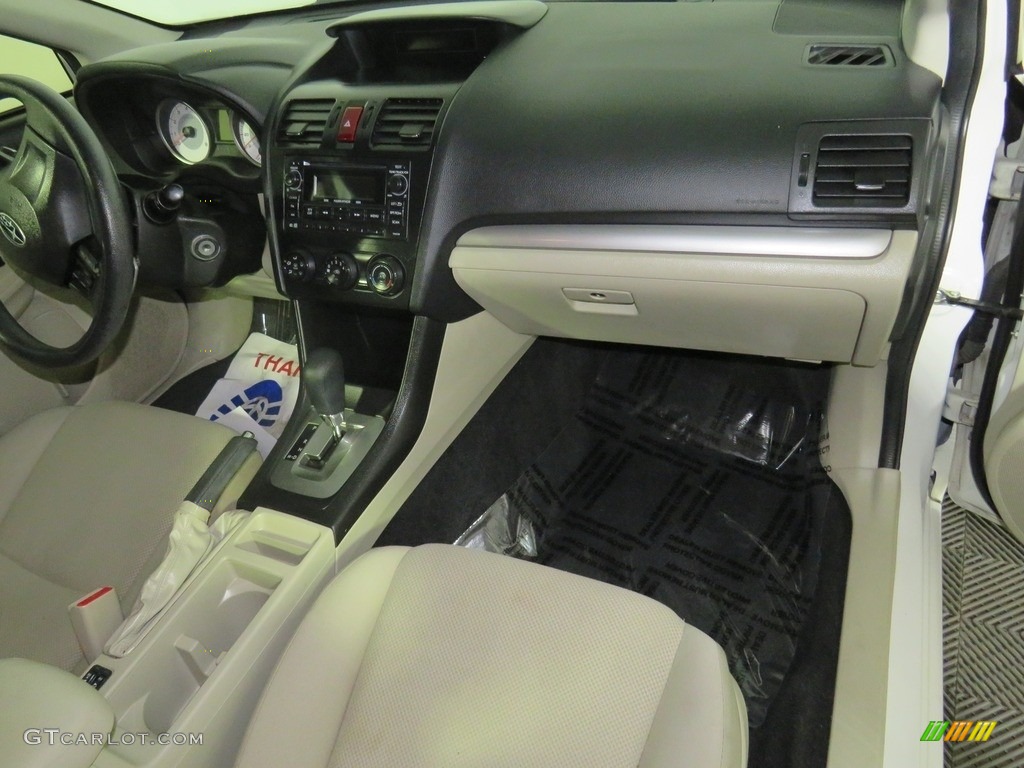 2013 Impreza 2.0i Premium 4 Door - Satin White Pearl / Ivory photo #27