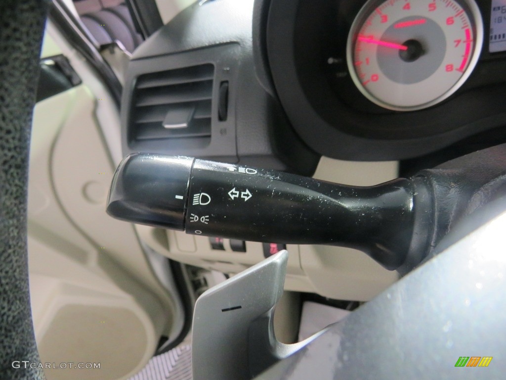 2013 Impreza 2.0i Premium 4 Door - Satin White Pearl / Ivory photo #30