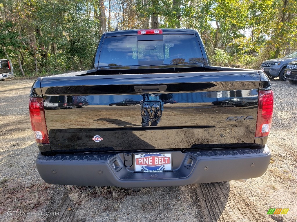 2019 1500 Classic Warlock Crew Cab 4x4 - Diamond Black Crystal Pearl / Black/Diesel Gray photo #5