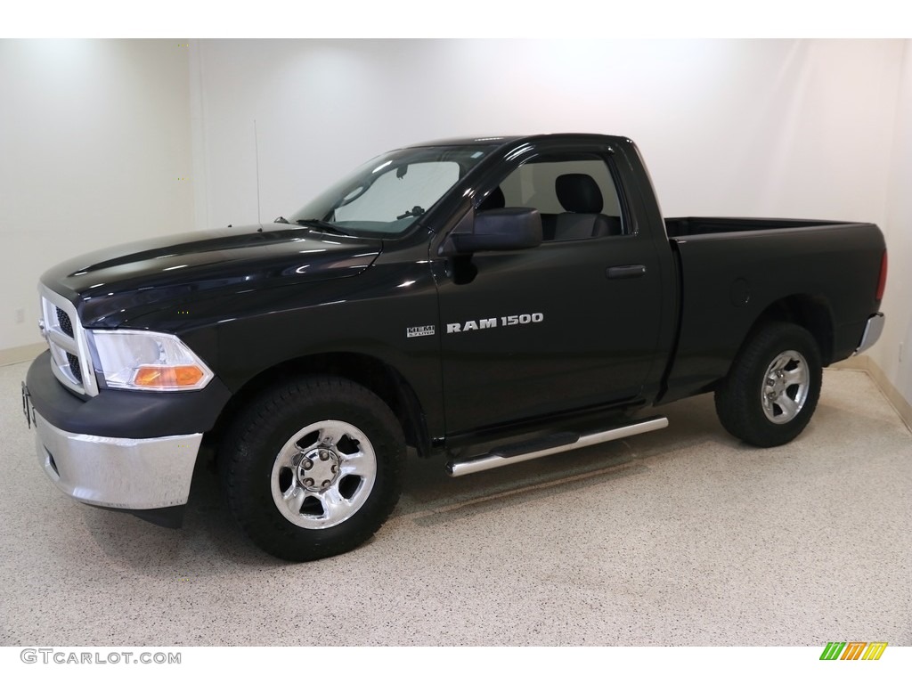 2012 Ram 1500 Express Regular Cab 4x4 - Black / Dark Slate Gray/Medium Graystone photo #3
