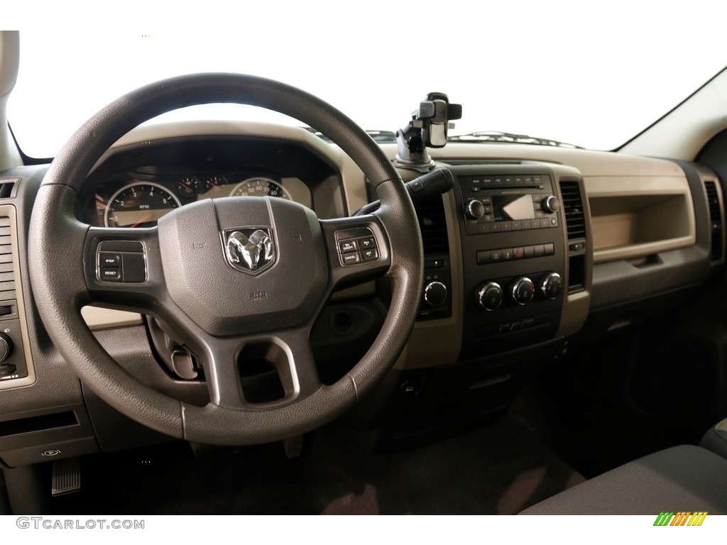 2012 Ram 1500 Express Regular Cab 4x4 - Black / Dark Slate Gray/Medium Graystone photo #6