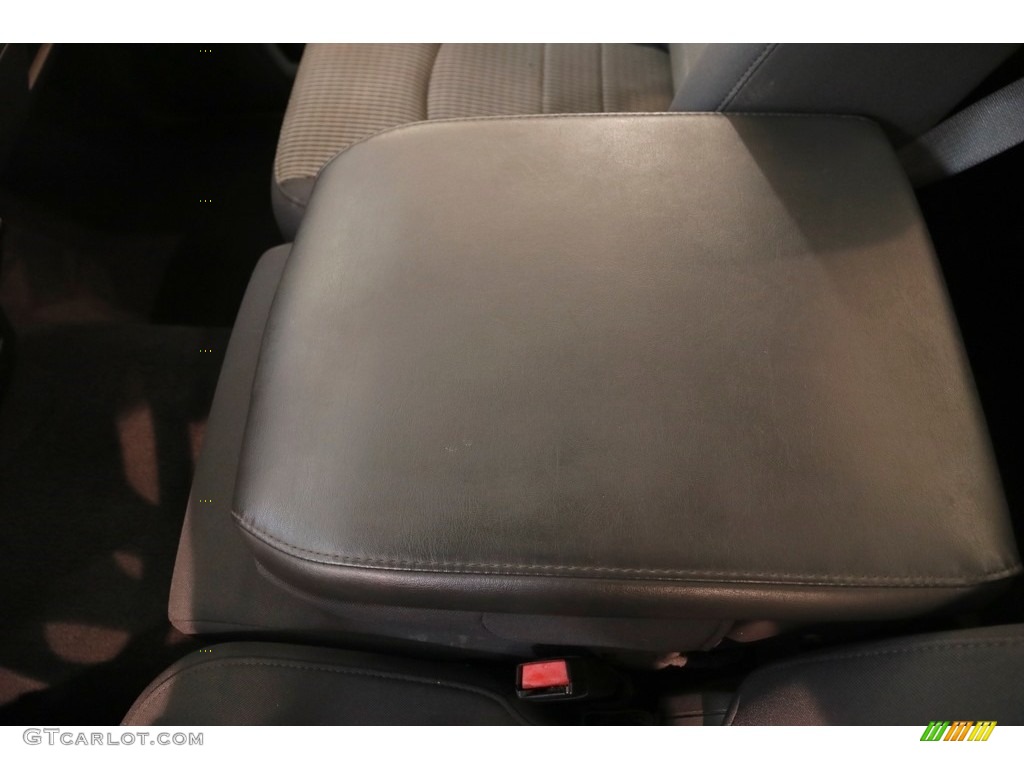 2012 Ram 1500 Express Regular Cab 4x4 - Black / Dark Slate Gray/Medium Graystone photo #12