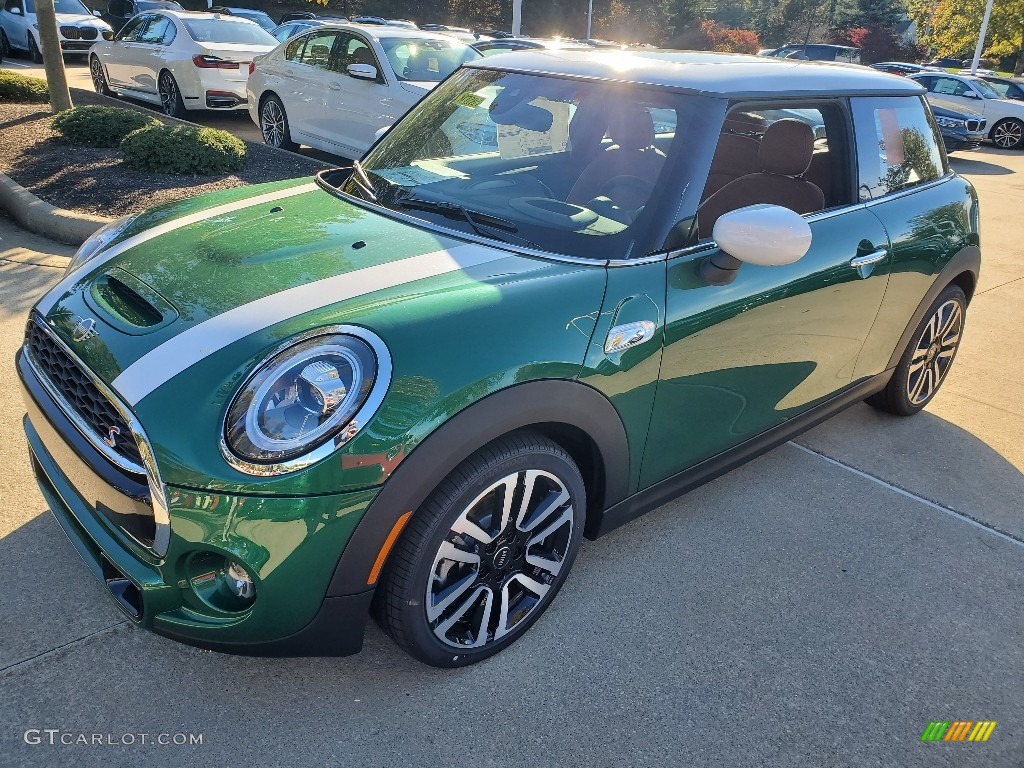 British Racing Green IV Metallic 2020 Mini Hardtop Cooper S 2 Door Exterior Photo #135708624