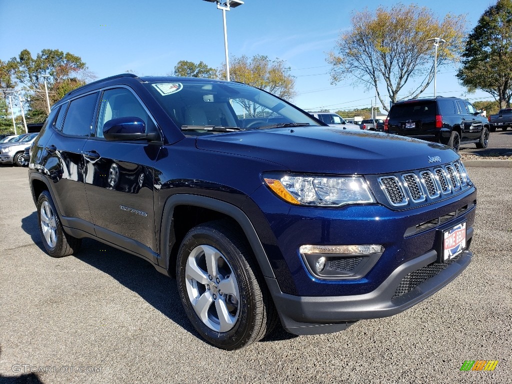 2020 Compass Latitude 4x4 - Jazz Blue Pearl / Ski Gray/Black photo #1