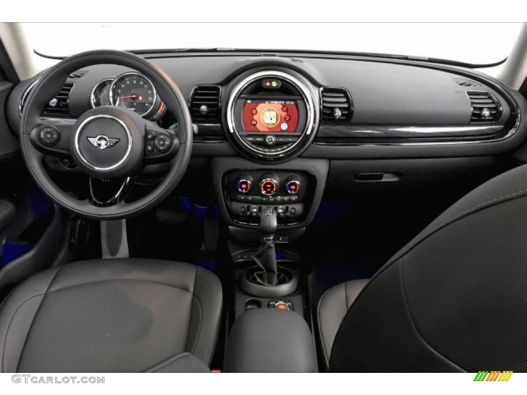 2019 Mini Clubman Cooper All4 Front Seat Photos