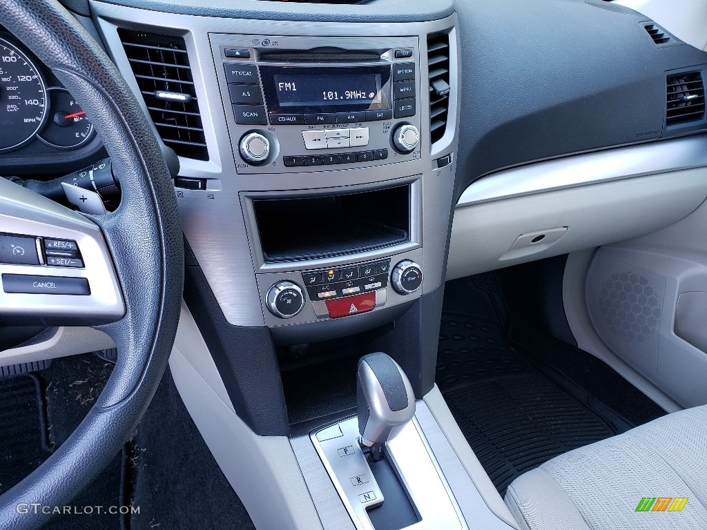 2013 Legacy 2.5i - Satin White Pearl / Ivory photo #4