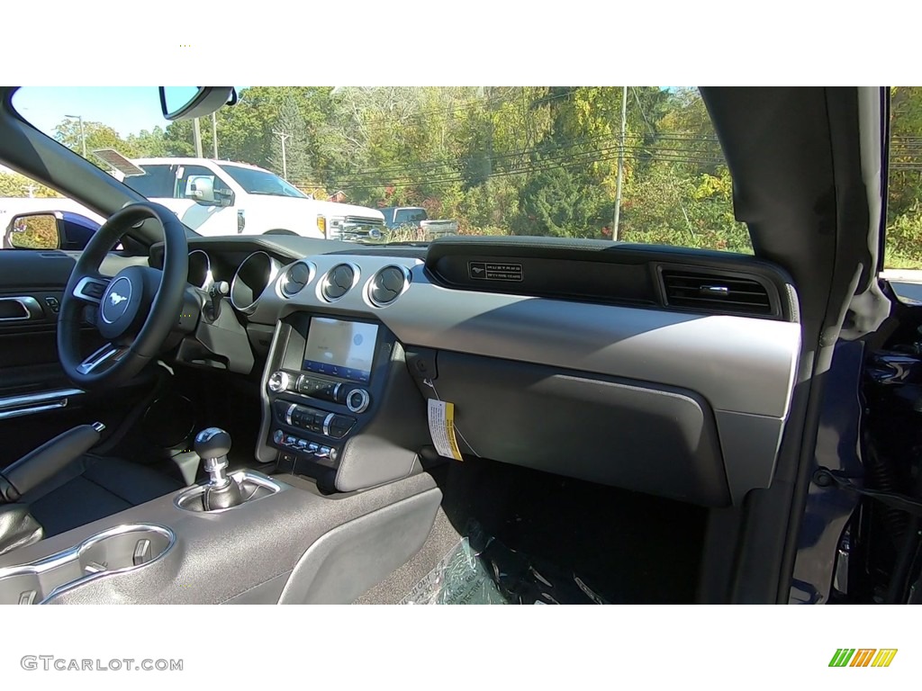 2020 Ford Mustang GT Premium Fastback Ebony Dashboard Photo #135714218