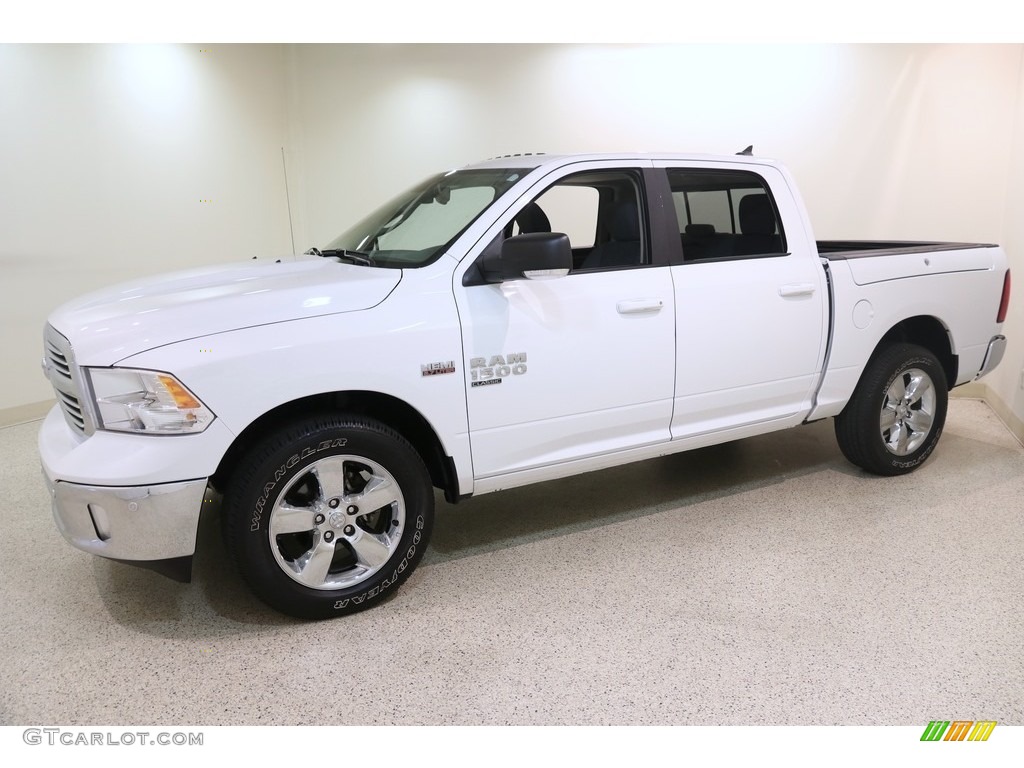 2019 1500 Classic Big Horn Crew Cab 4x4 - Bright White / Black/Diesel Gray photo #3