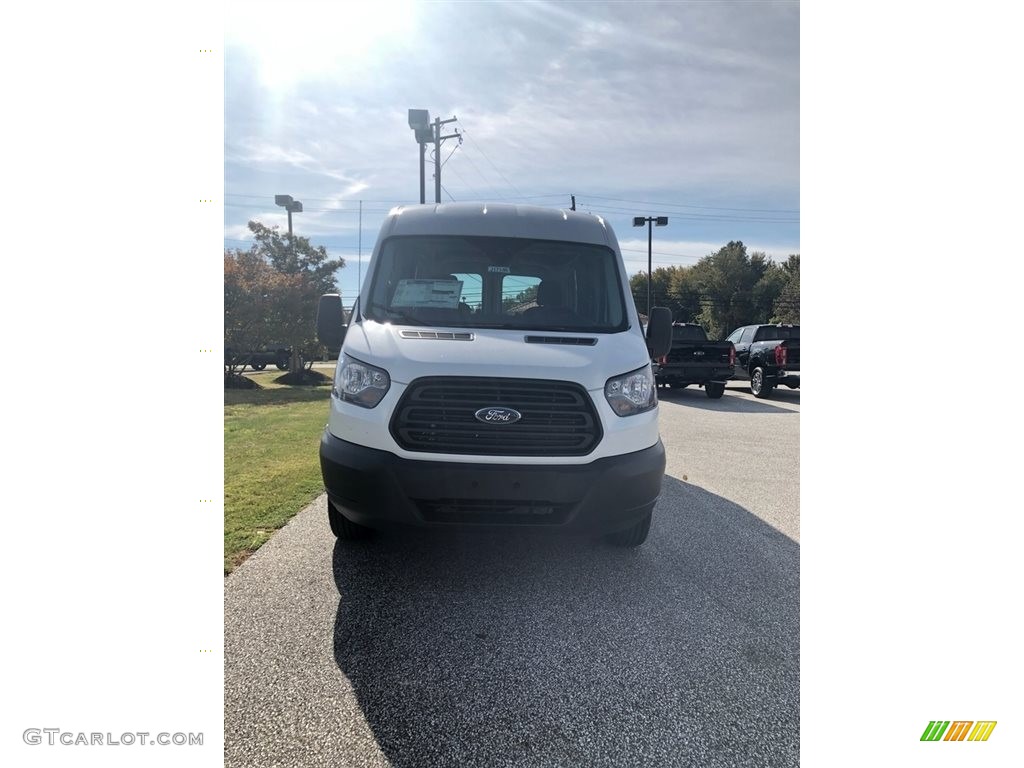 2019 Transit Van 250 MR Long - Oxford White / Charcoal black photo #2