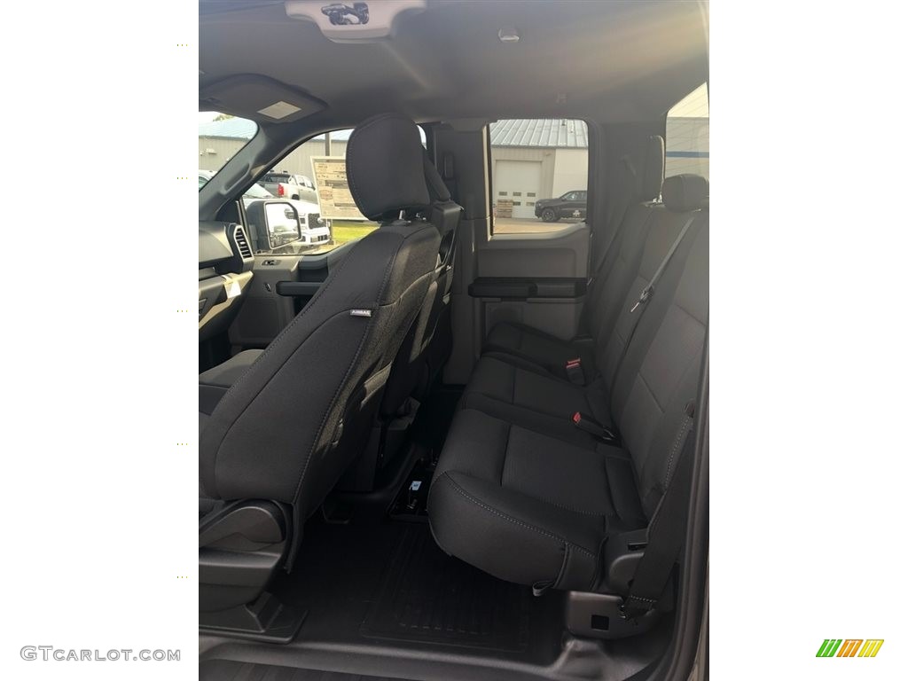 2019 F150 STX SuperCab 4x4 - Magnetic / Black photo #5