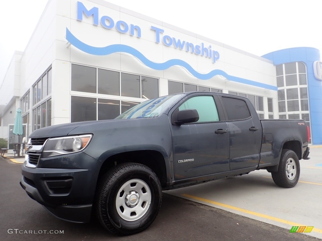 2019 Colorado WT Crew Cab 4x4 - Shadow Gray Metallic / Jet Black/Dark Ash photo #1