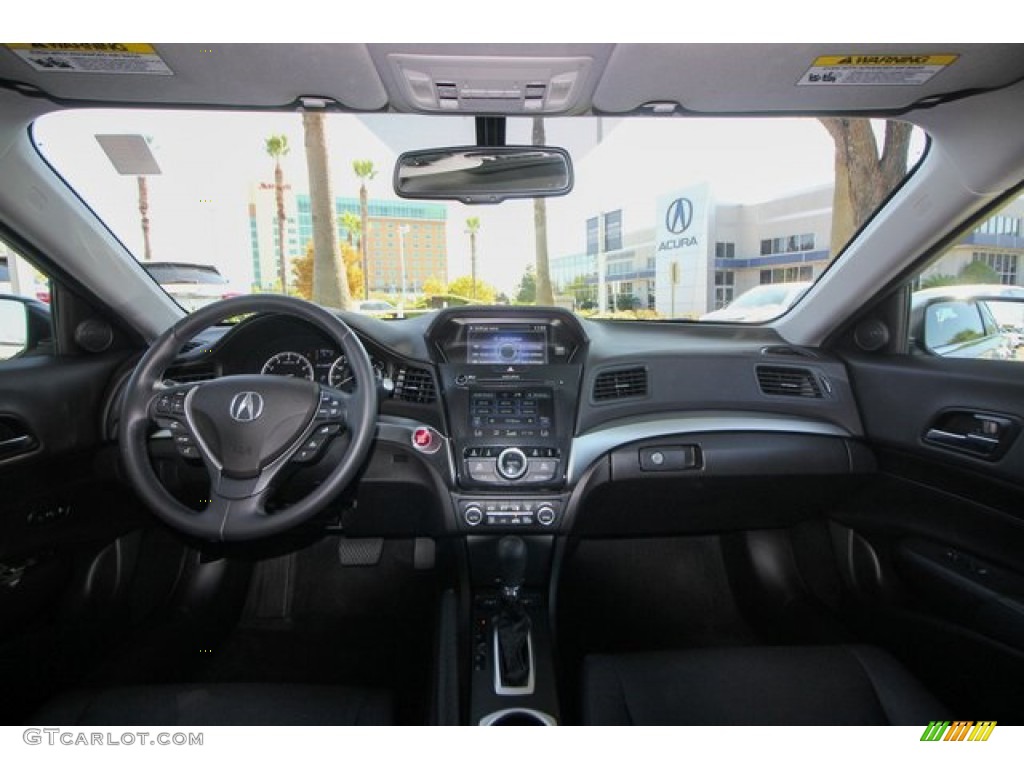 2017 ILX Technology Plus - Bellanova White Pearl / Ebony photo #9