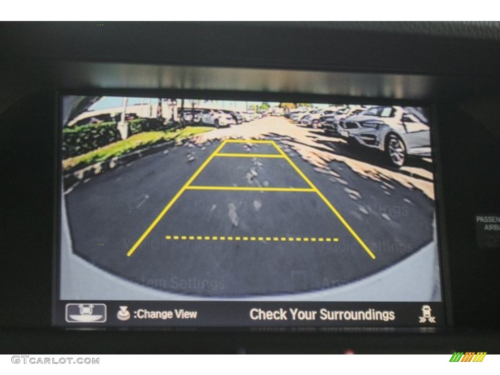 2017 ILX Technology Plus - Bellanova White Pearl / Ebony photo #33