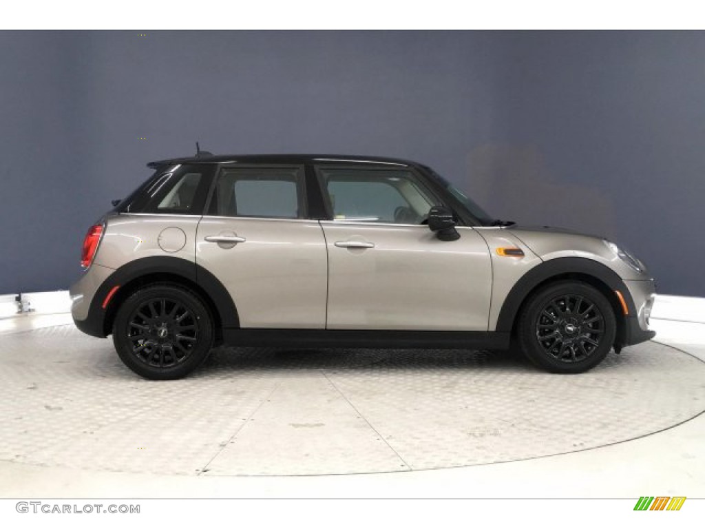 Melting Silver Metallic 2017 Mini Hardtop Cooper 4 Door Exterior Photo #135733913