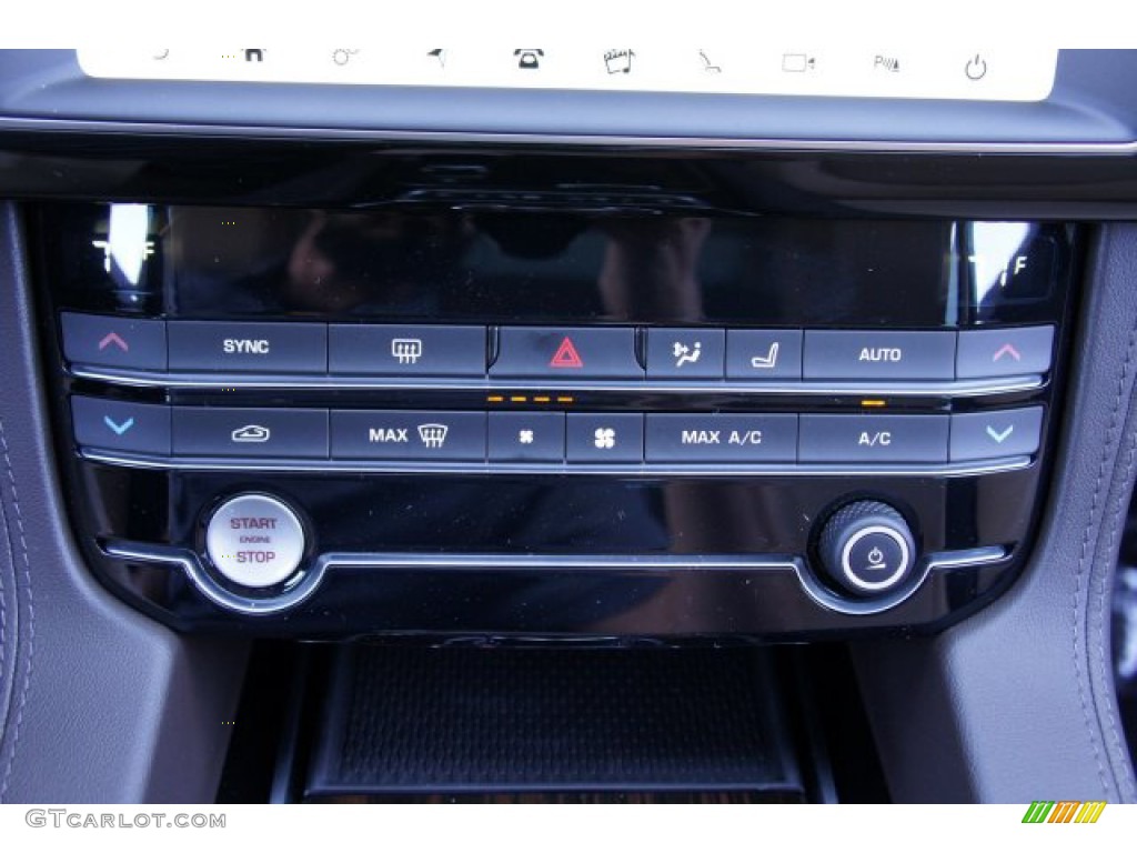 2020 Jaguar F-PACE 25t Prestige Controls Photo #135734825