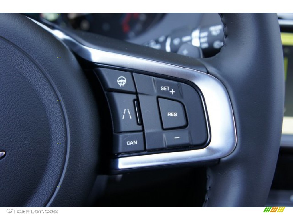 2020 Jaguar F-PACE 25t Prestige Light Oyster Steering Wheel Photo #135734906