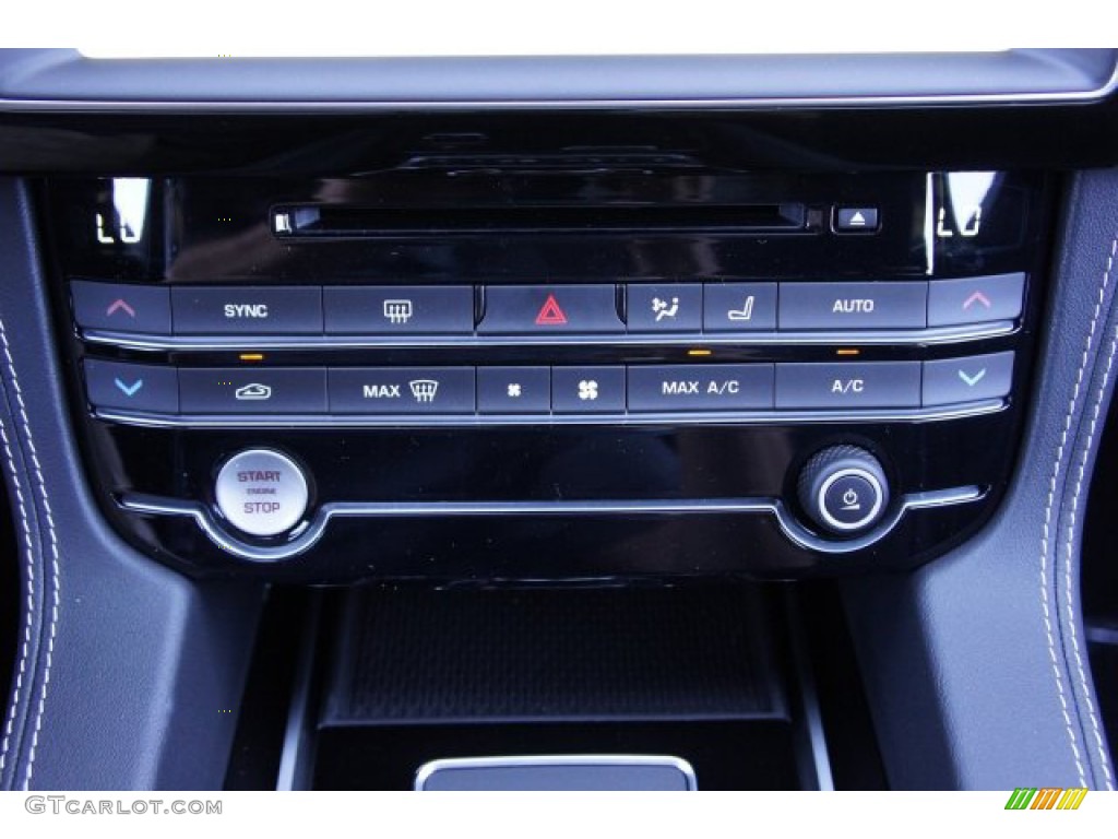 2020 Jaguar F-PACE 25t Checkered Flag Edition Controls Photo #135735512