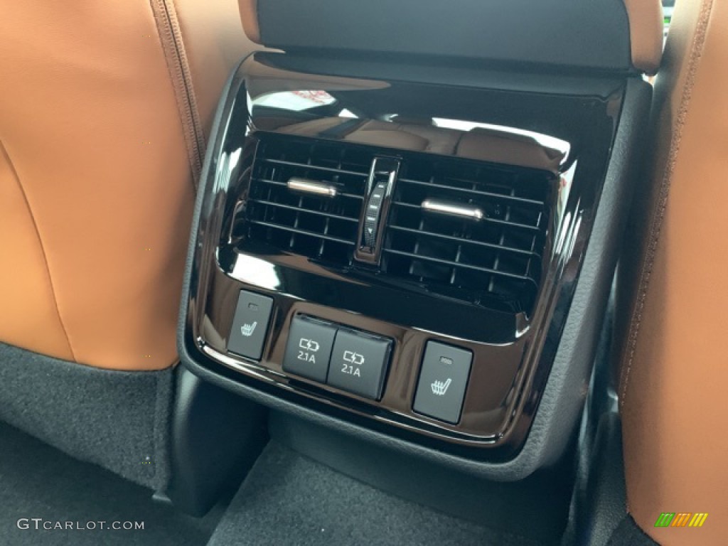 2020 Toyota Avalon Hybrid Limited Controls Photo #135737216