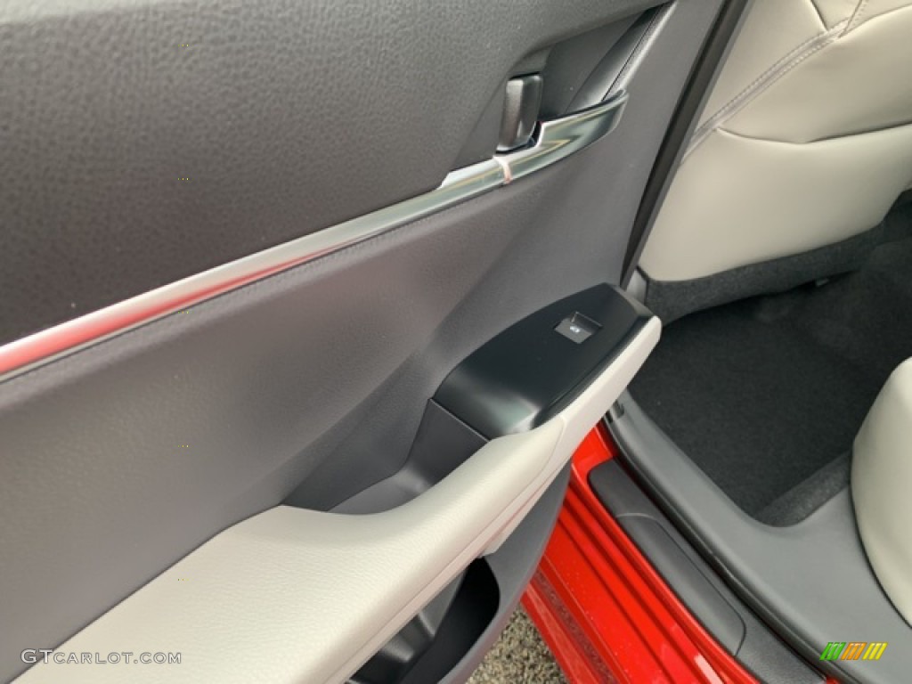 2020 Camry SE - Supersonic Red / Ash photo #15