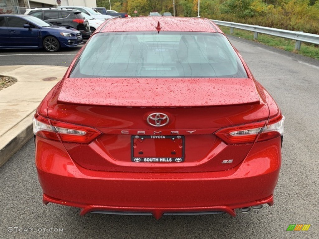 2020 Camry SE - Supersonic Red / Ash photo #19