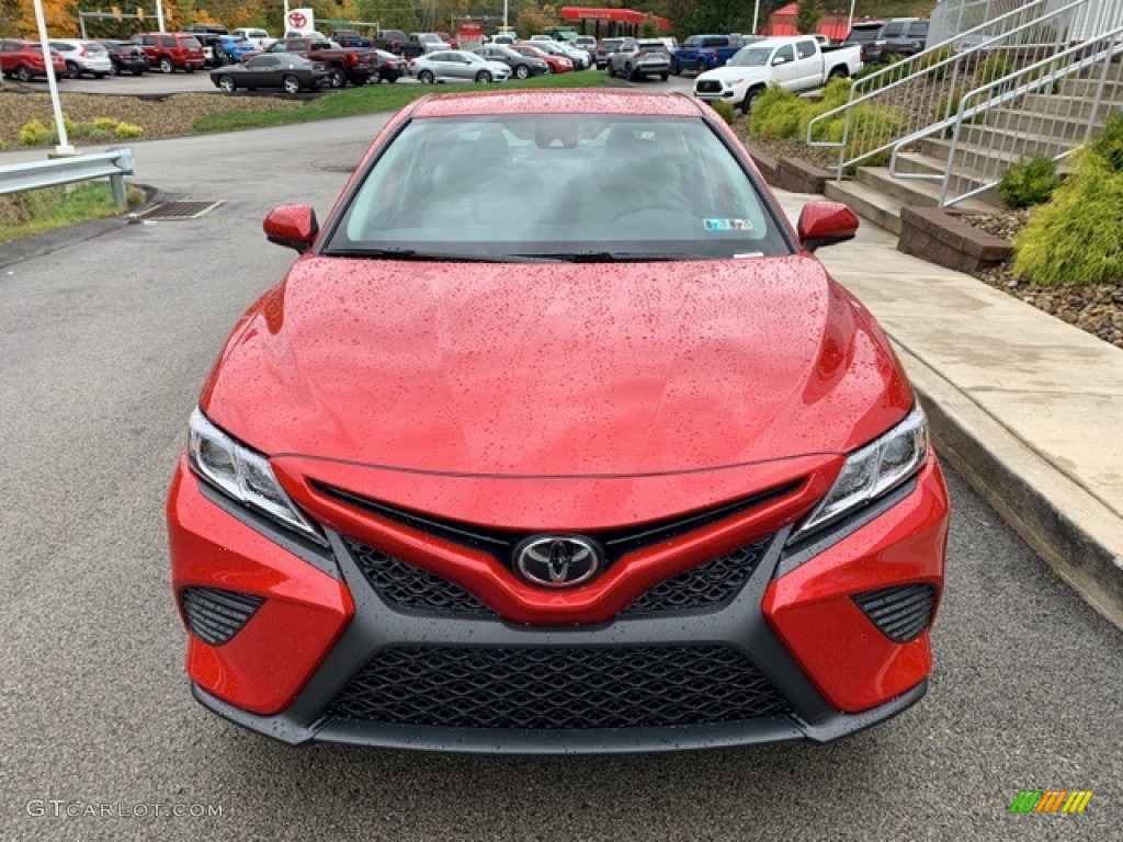 2020 Camry SE - Supersonic Red / Ash photo #31