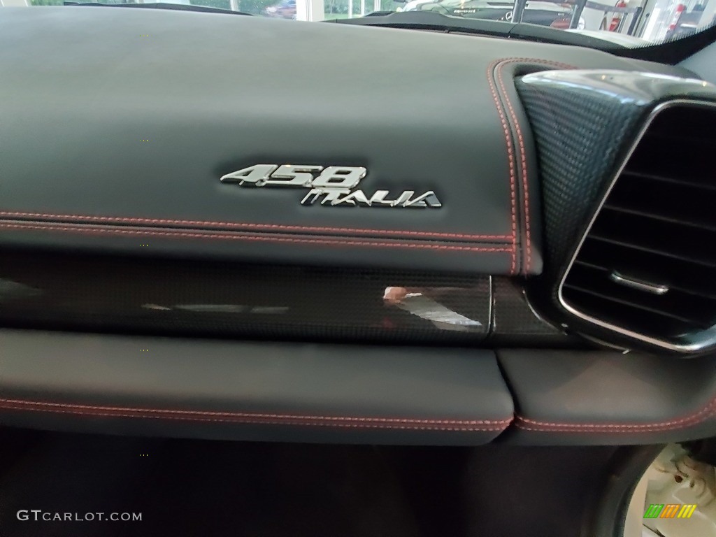 2014 Ferrari 458 Italia Marks and Logos Photos