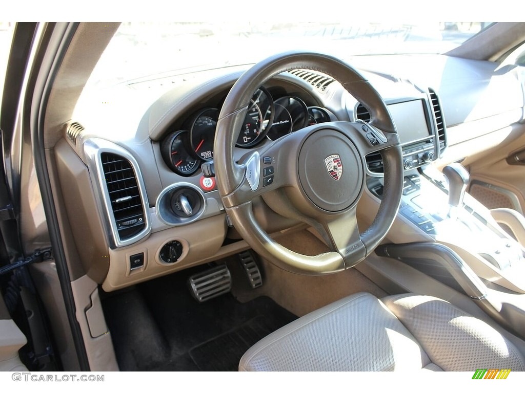 2011 Cayenne Turbo - Umber Brown Metallic / Luxor Beige photo #3