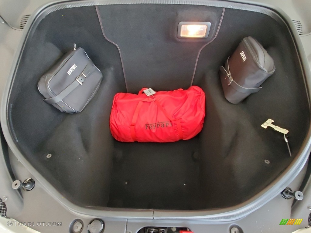 2014 Ferrari 458 Italia Trunk Photos