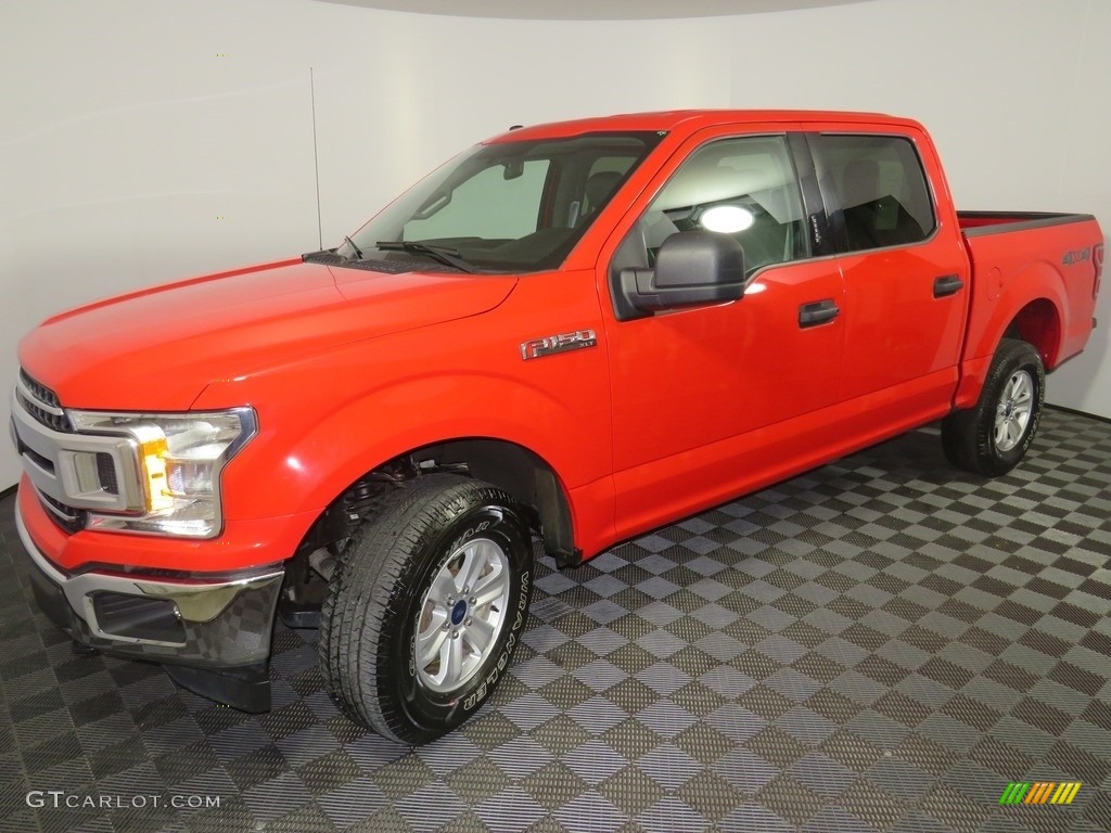 2018 F150 XLT SuperCrew 4x4 - Race Red / Earth Gray photo #7