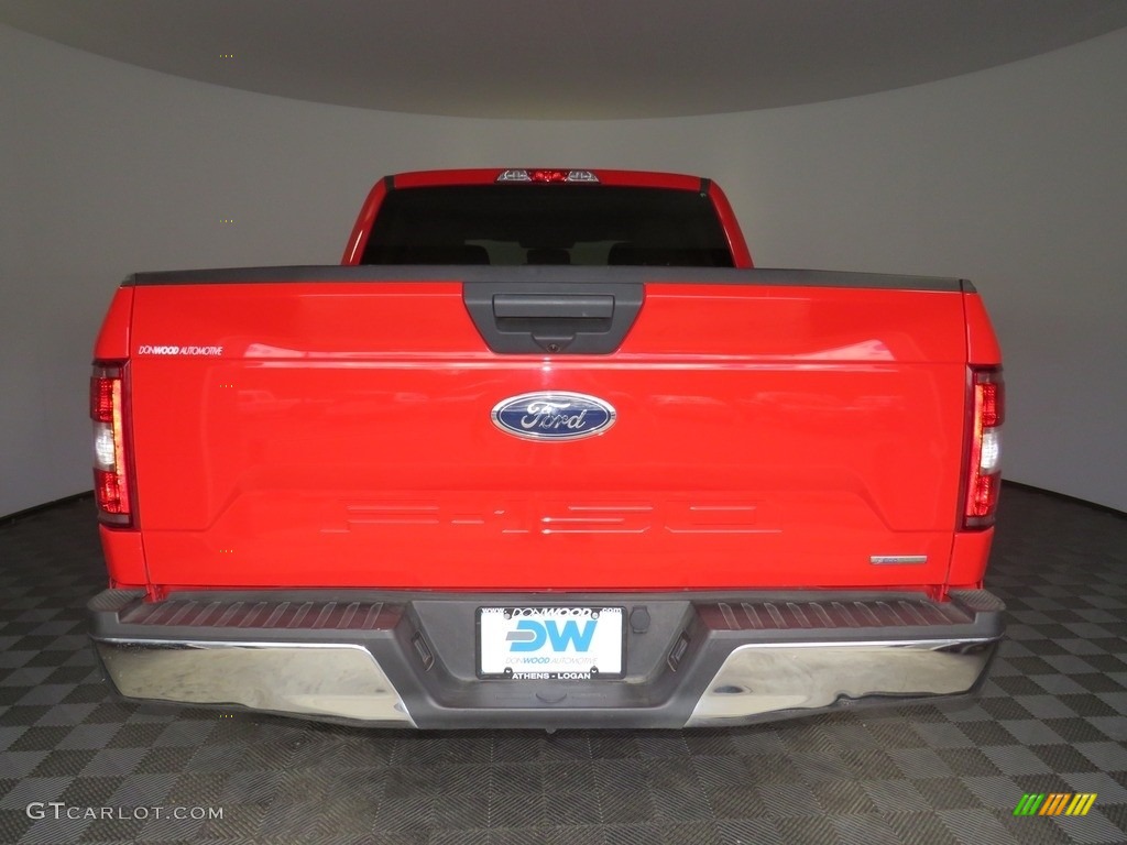 2018 F150 XLT SuperCrew 4x4 - Race Red / Earth Gray photo #11