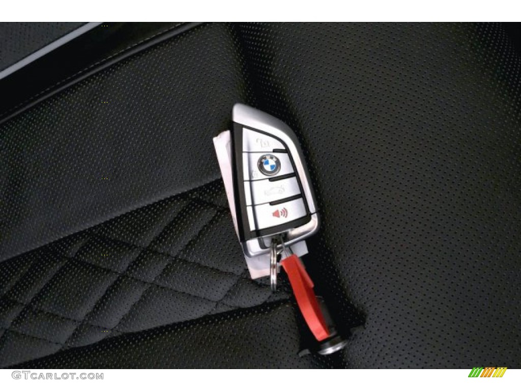 2020 7 Series 740i Sedan - Black Sapphire Metallic / Black photo #11