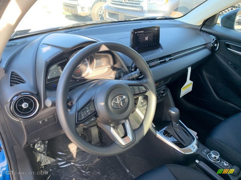 2020 Toyota Yaris LE Hatchback Blue Black Dashboard Photo #135747663