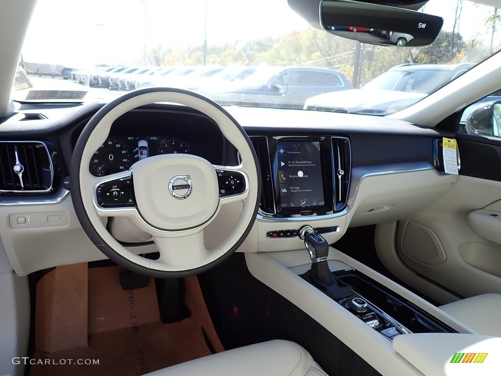 Blonde Interior 2020 Volvo V60 Cross Country T5 AWD Photo #135751657