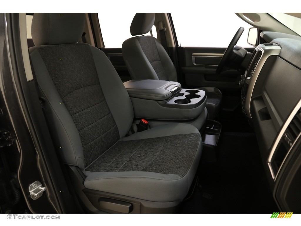 2019 1500 Classic Big Horn Crew Cab 4x4 - Granite Crystal Metallic / Black/Diesel Gray photo #20