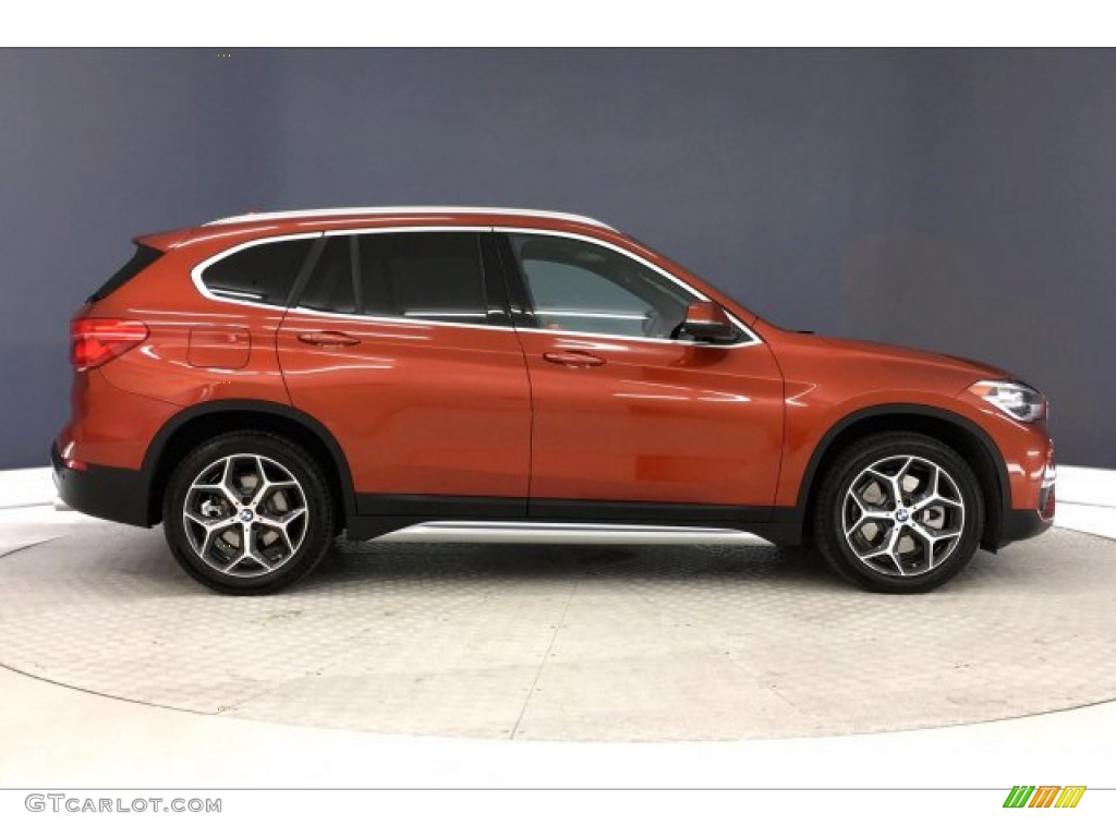 2019 X1 xDrive28i - Sunset Orange Metallic / Black photo #31