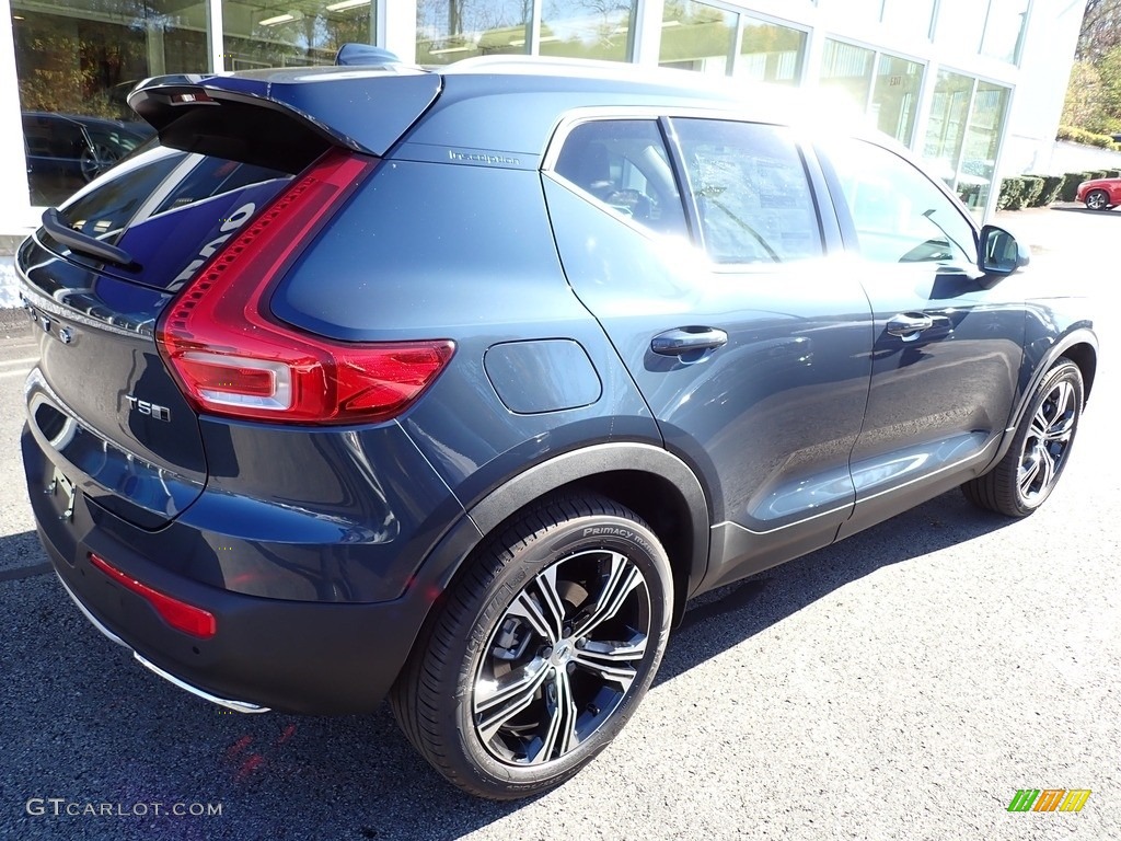 2020 XC40 T5 Inscription AWD - Denim Blue Metallic / Blond/Charcoal photo #2