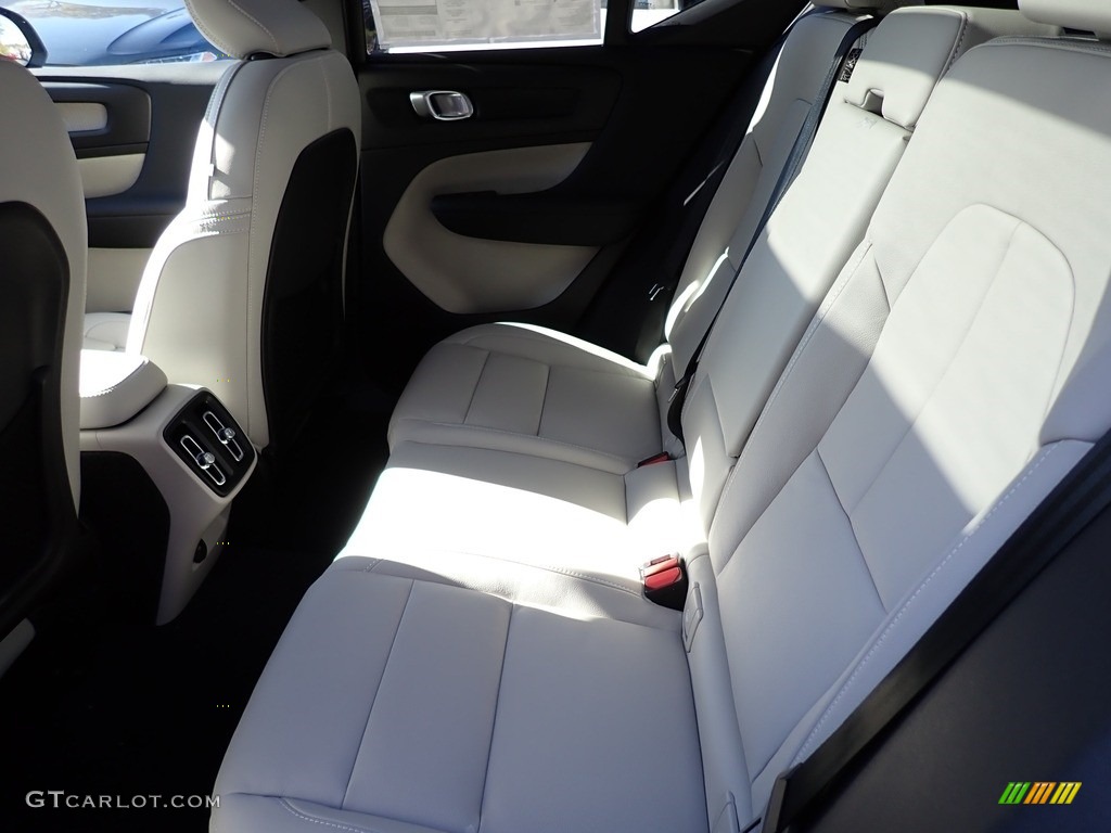 2020 XC40 T5 Inscription AWD - Denim Blue Metallic / Blond/Charcoal photo #8