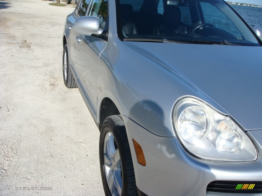 2004 Cayenne S - Crystal Silver Metallic / Black photo #9